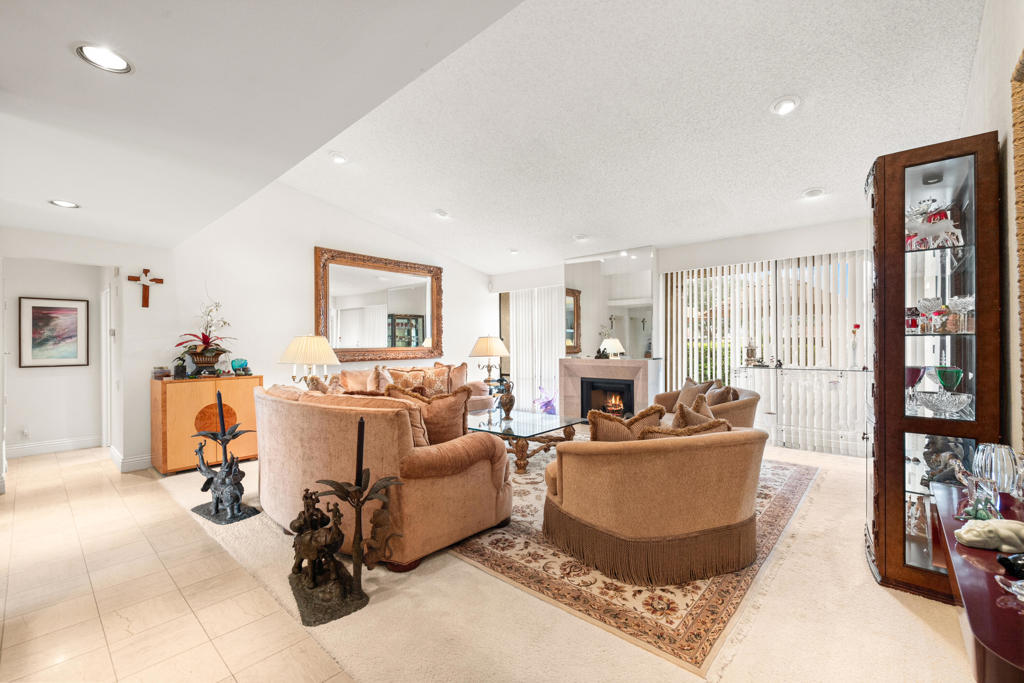 72419 Rodeo Way