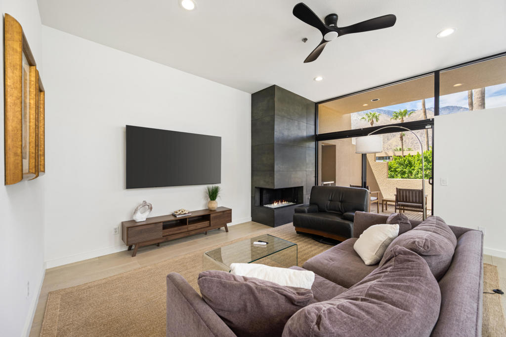 100 E Stevens Road 513