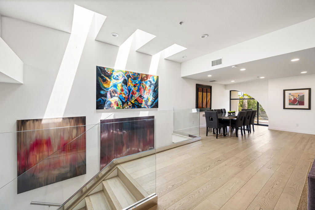 100 E Stevens Road 513