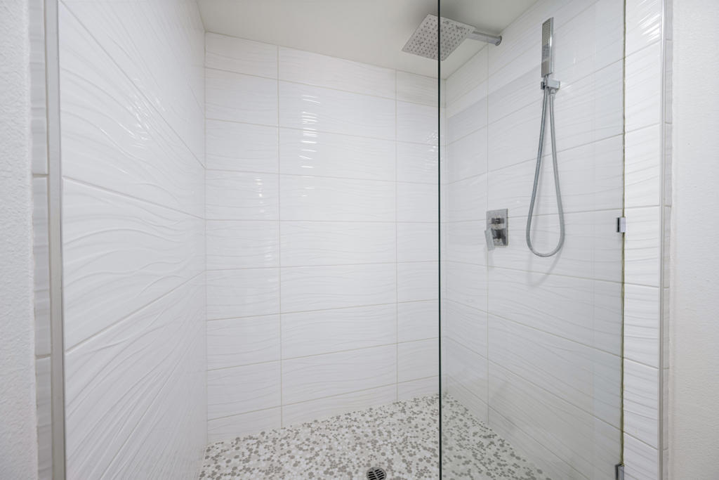 100 E Stevens Road 513