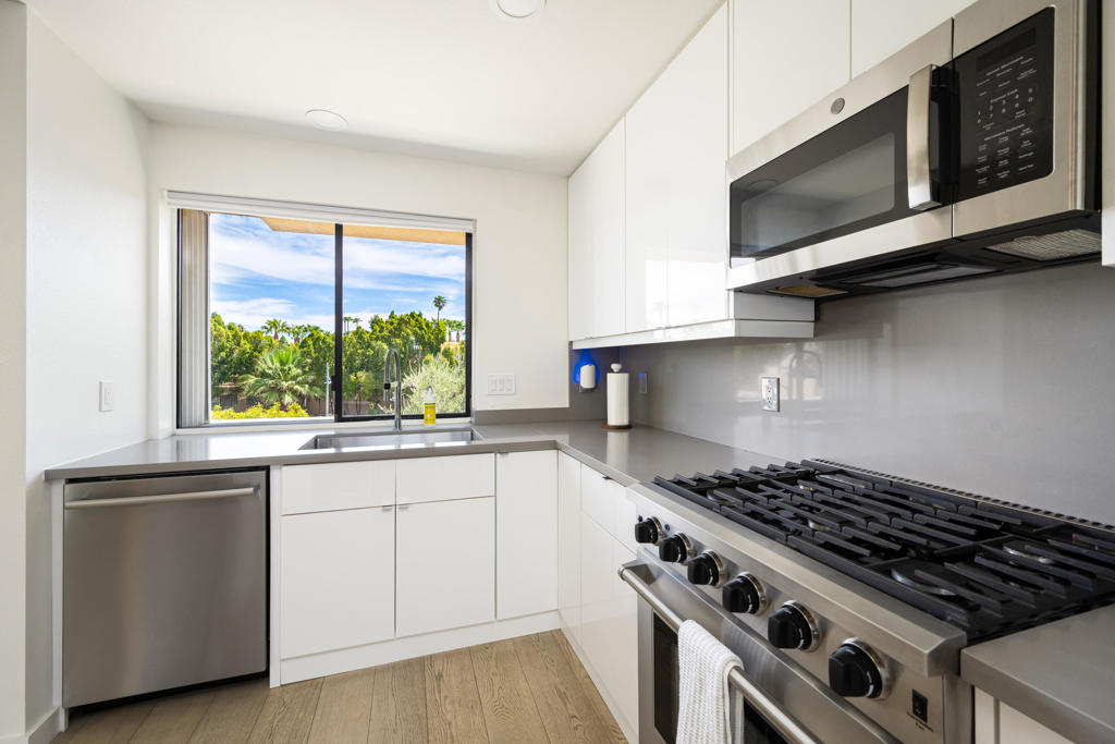 100 E Stevens Road 513