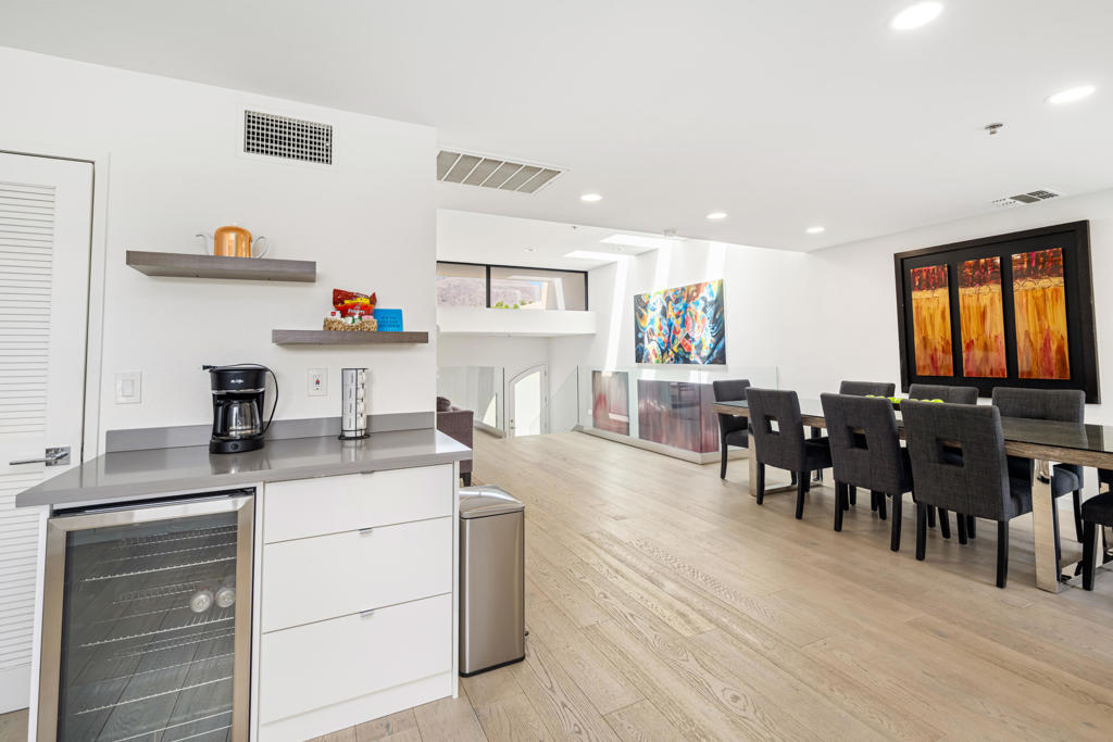 100 E Stevens Road 513