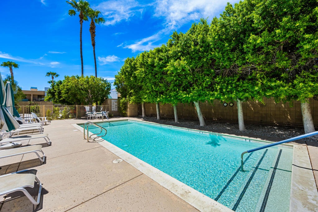 100 E Stevens Road 513