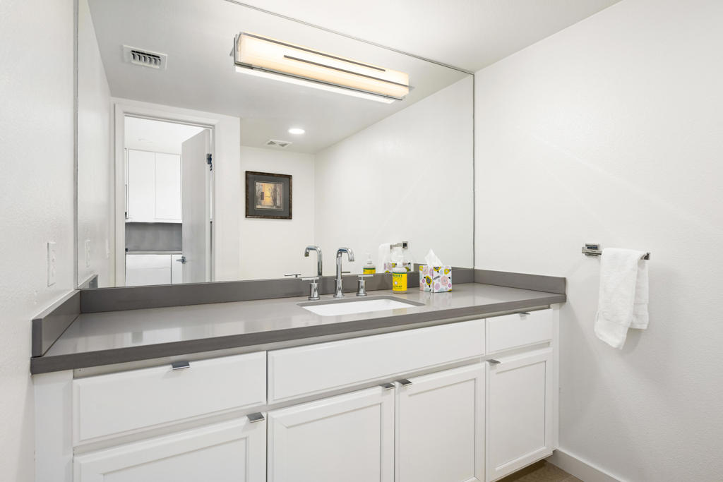 100 E Stevens Road 513