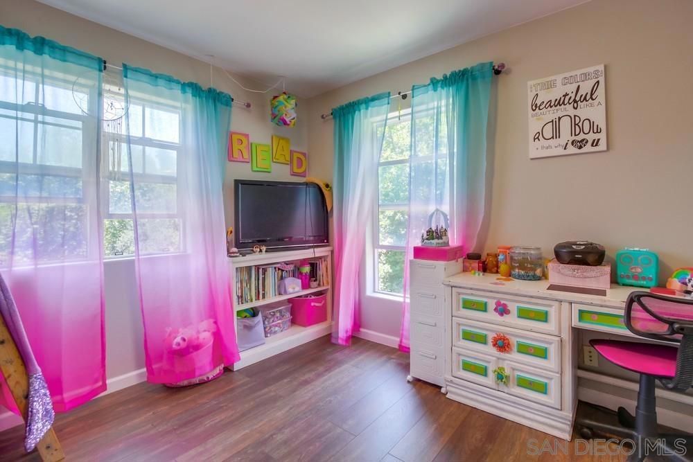 210 Frances Dr