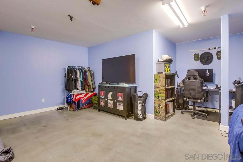 210 Frances Dr
