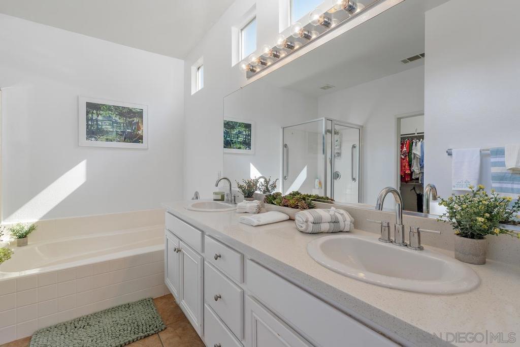 28006 Panorama Hills Dr