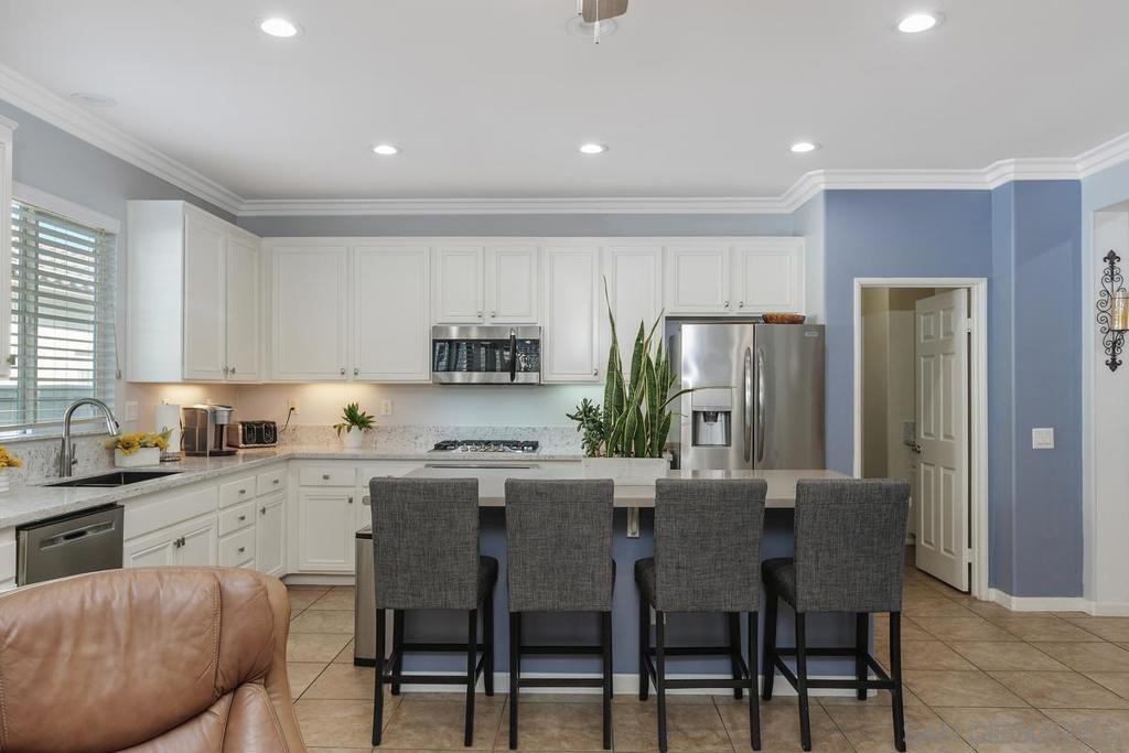 28006 Panorama Hills Dr