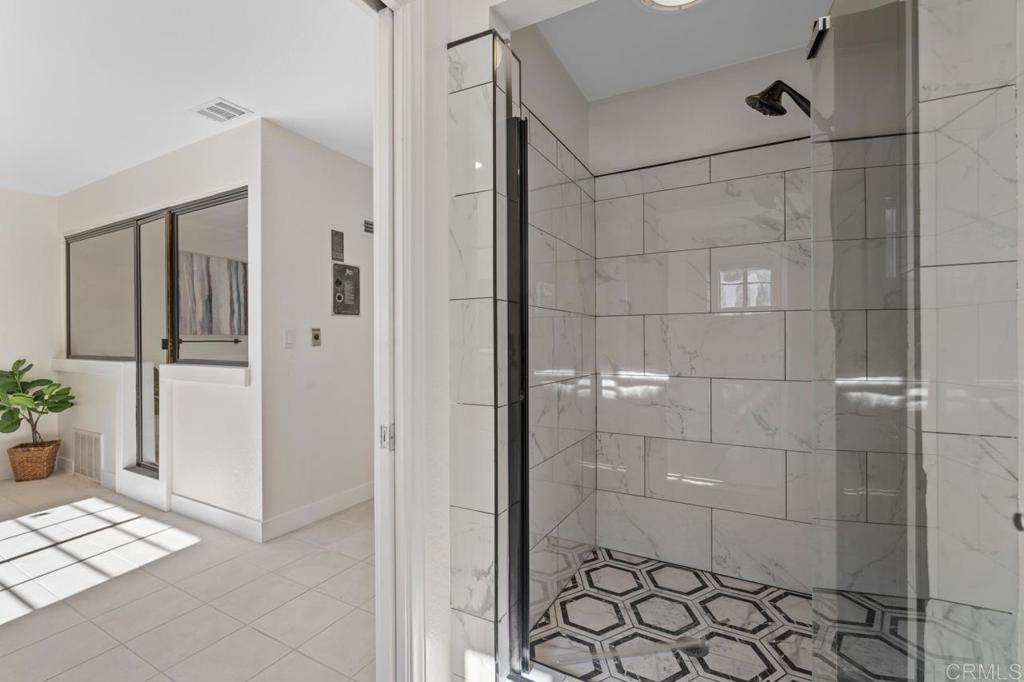 2324 La Costa Avenue C