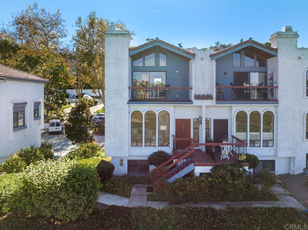 2324 La Costa Avenue C