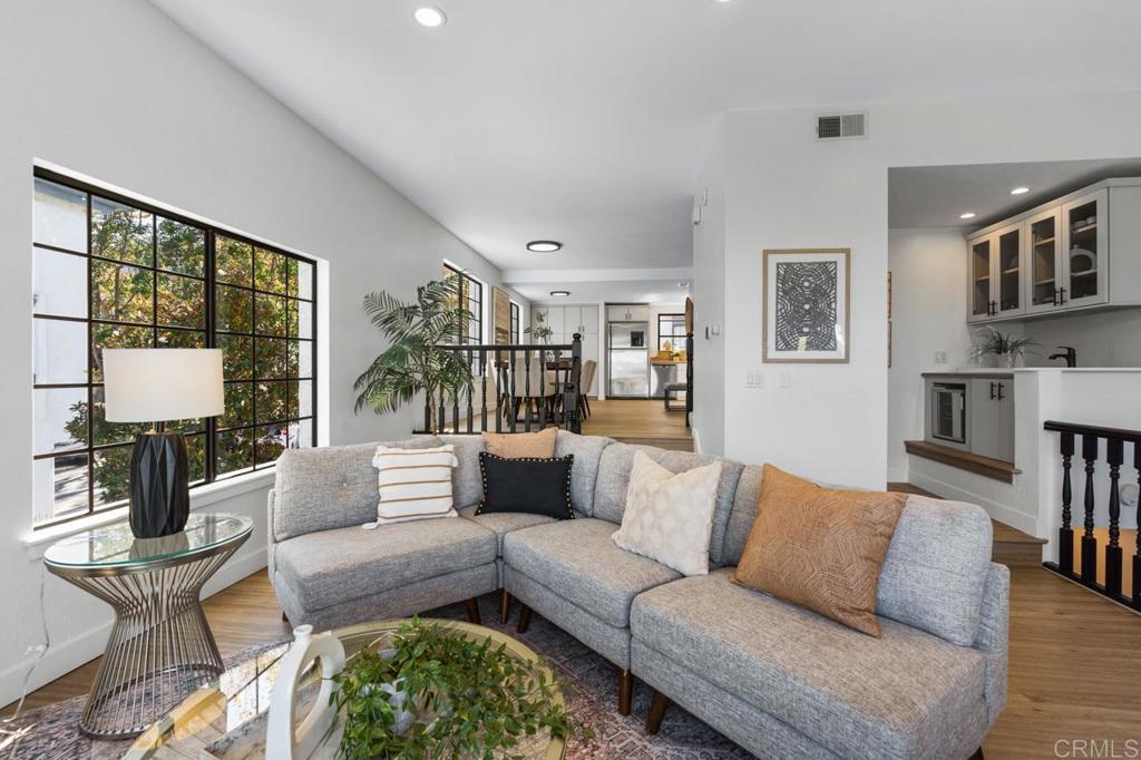 2324 La Costa Avenue C