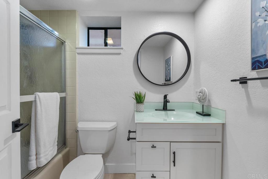 2324 La Costa Avenue C