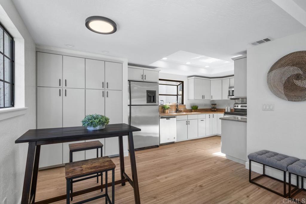 2324 La Costa Avenue C