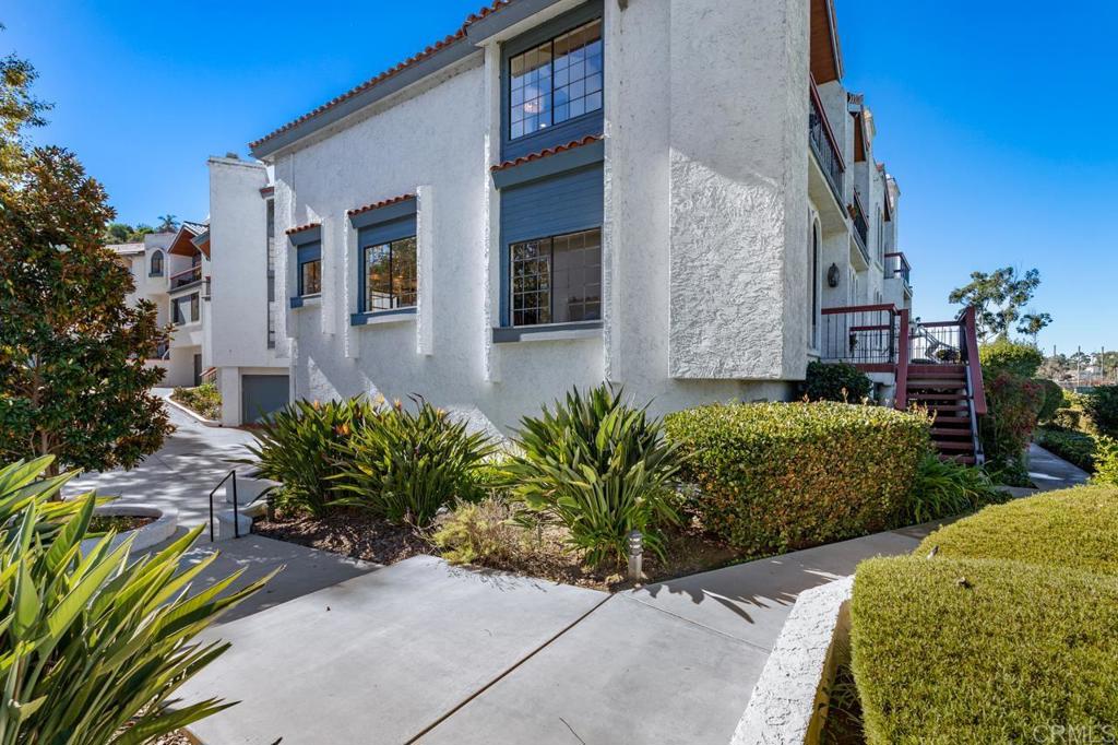 2324 La Costa Avenue C