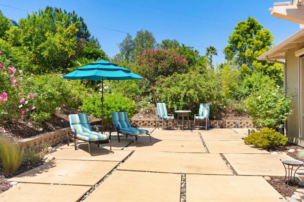 1444 North twin Oaks Valley Road