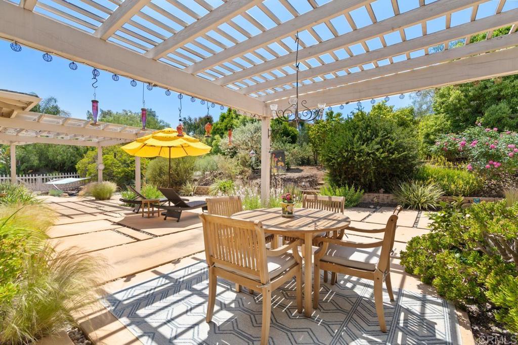 1444 North twin Oaks Valley Road