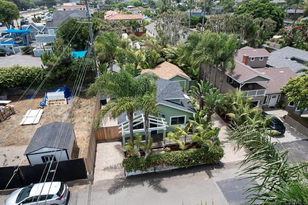 121 CADMUS St.