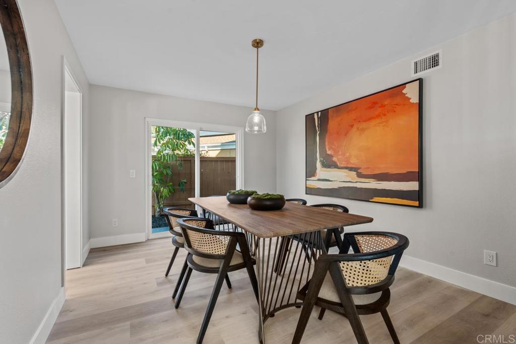 201 Meadow Vista Way