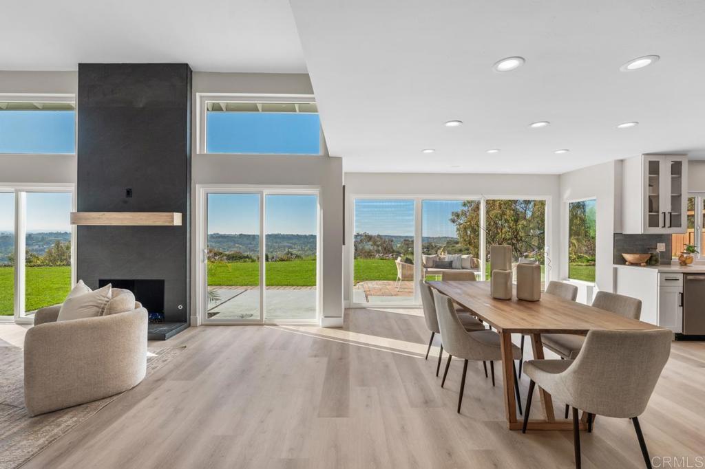 201 Meadow Vista Way