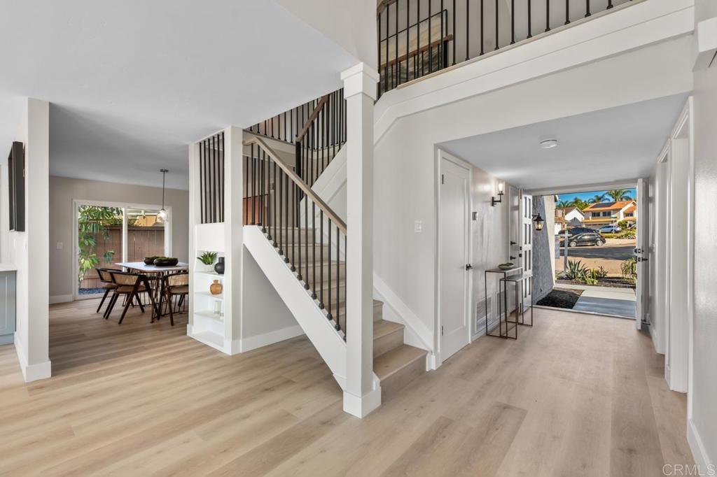 201 Meadow Vista Way