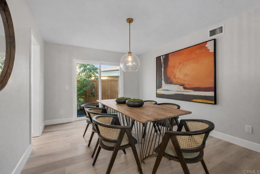 201 Meadow Vista Way