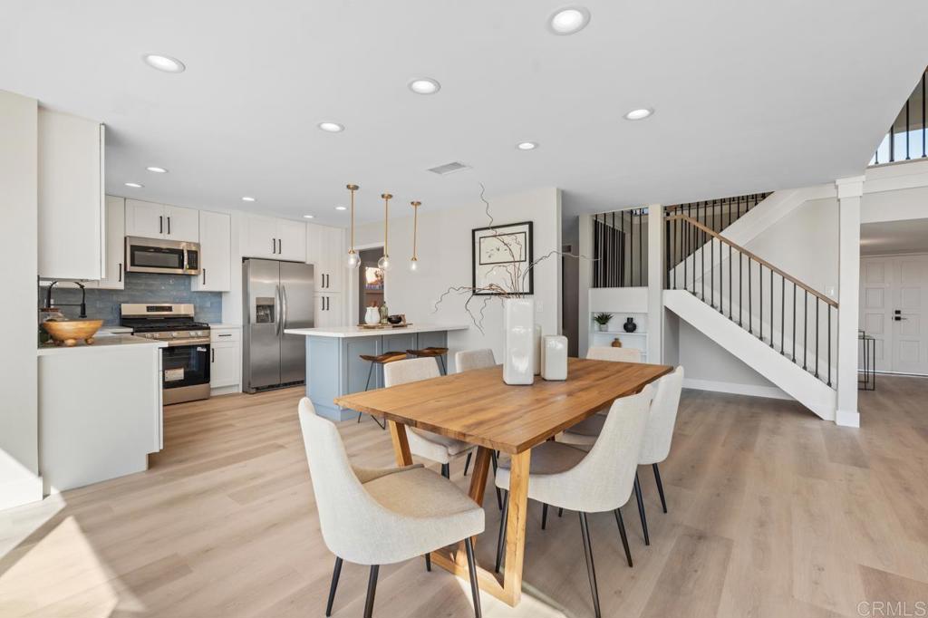 201 Meadow Vista Way