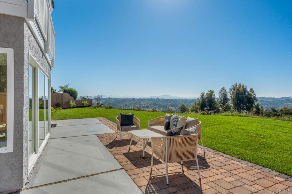 201 Meadow Vista Way