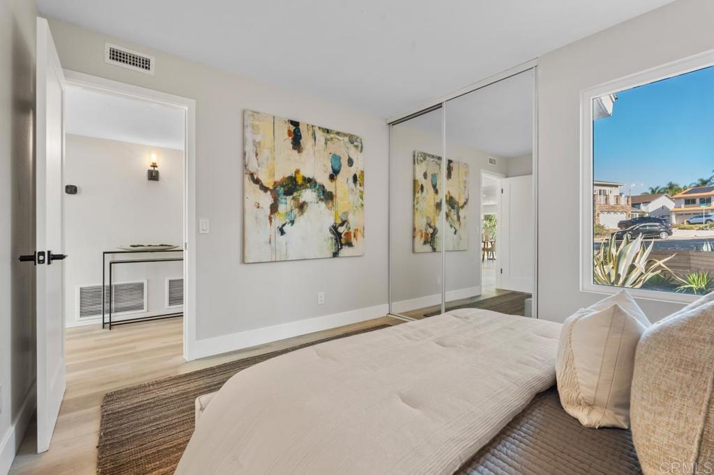 201 Meadow Vista Way