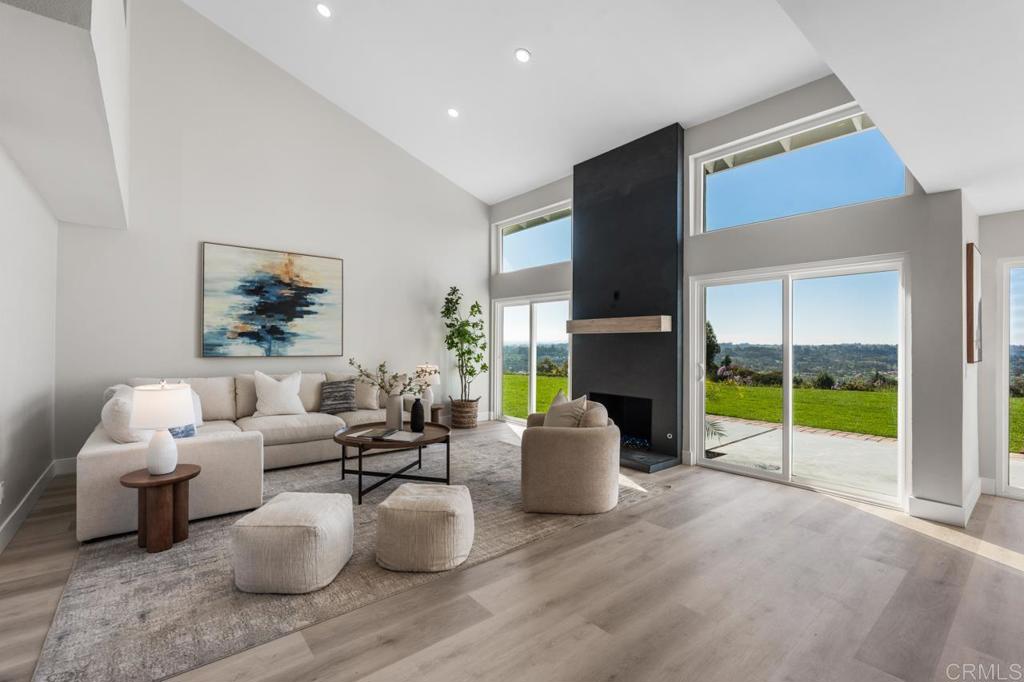 201 Meadow Vista Way