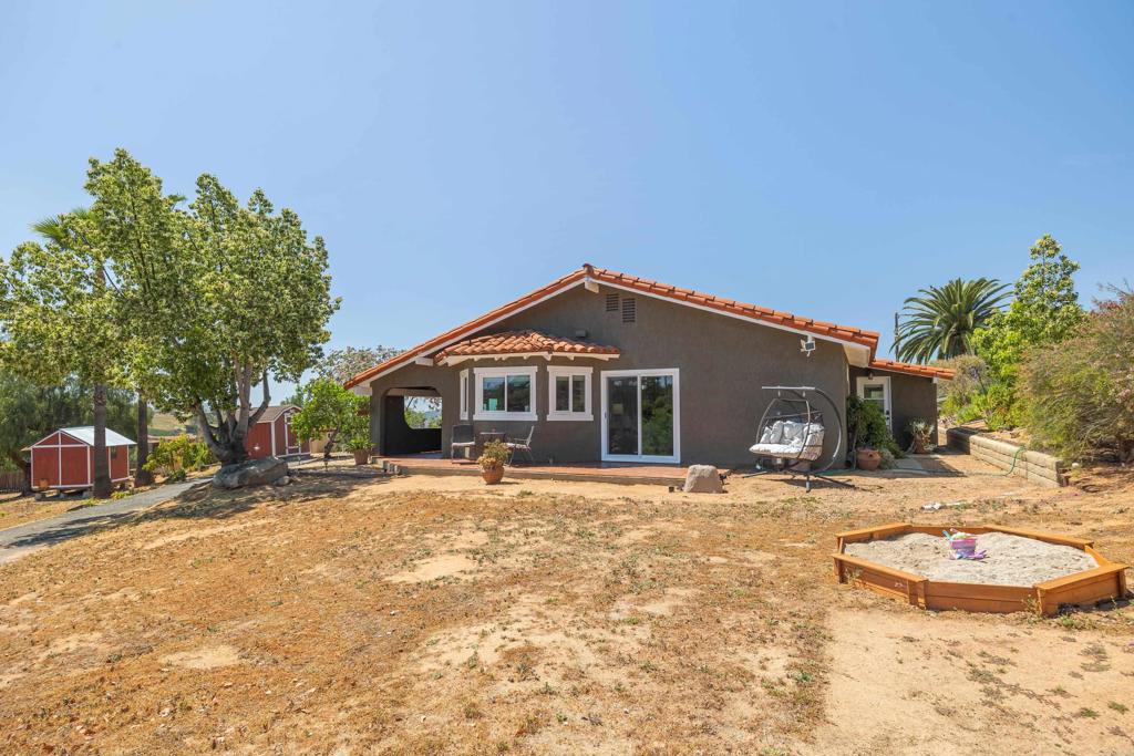 9908 West lilac