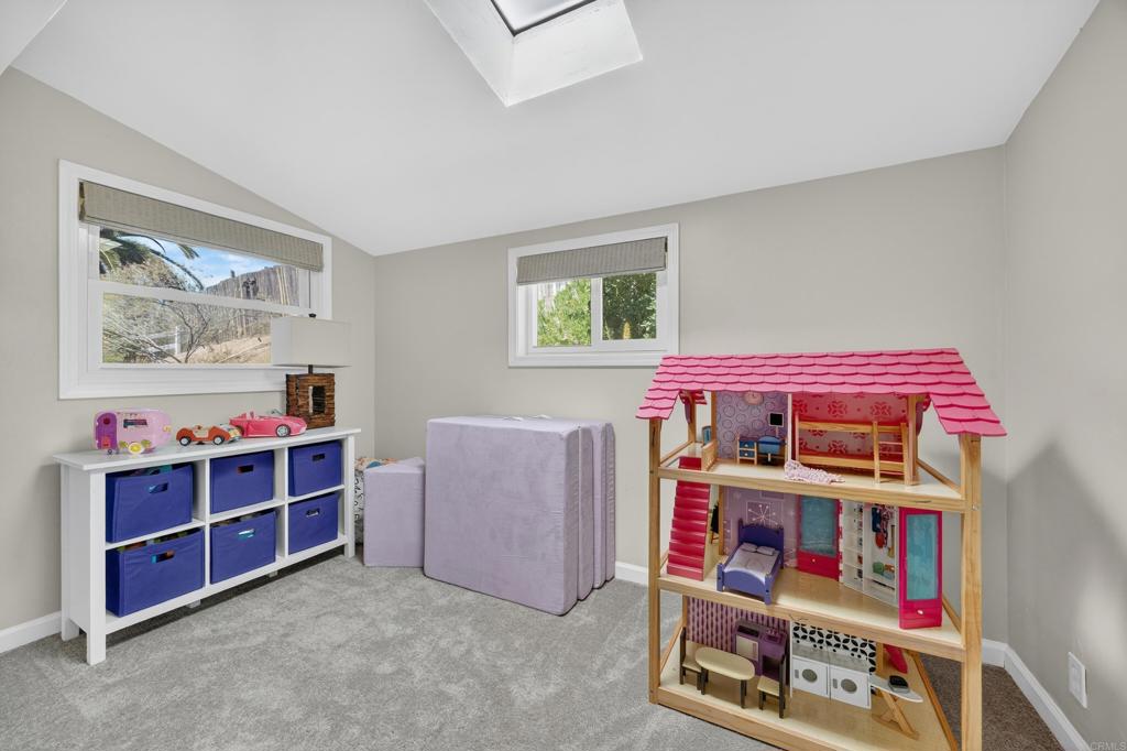 9908 West lilac