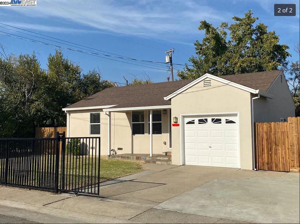 1873 Grand Ave