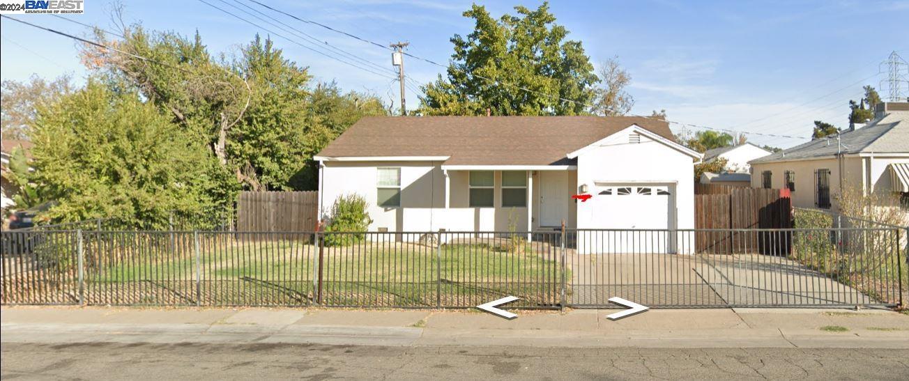 1873 Grand Ave
