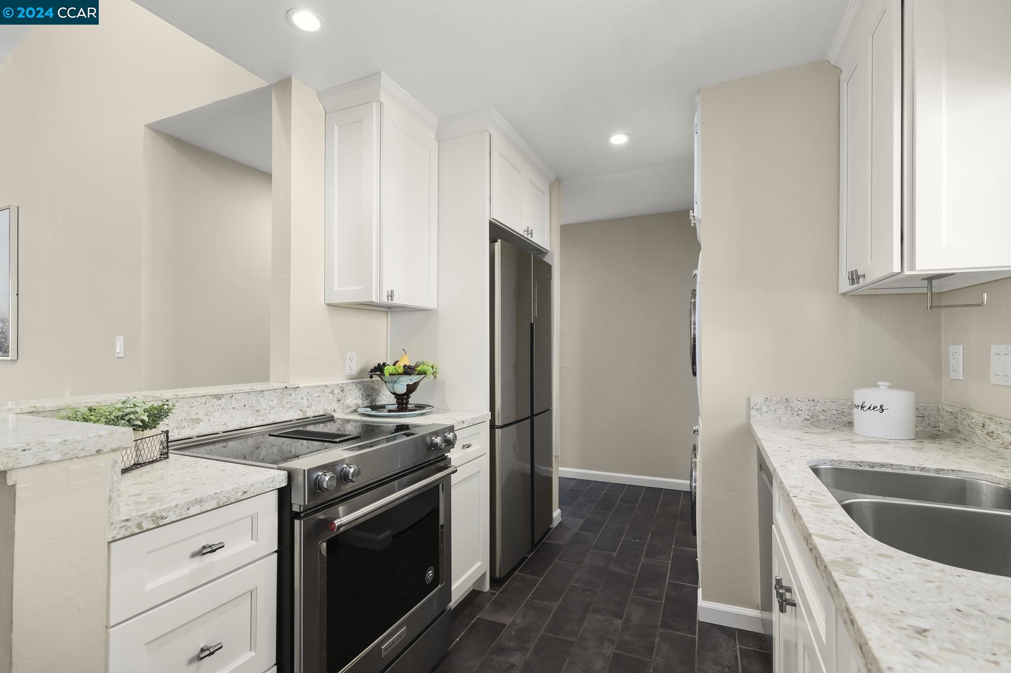 1945 Trinity Ave # 6