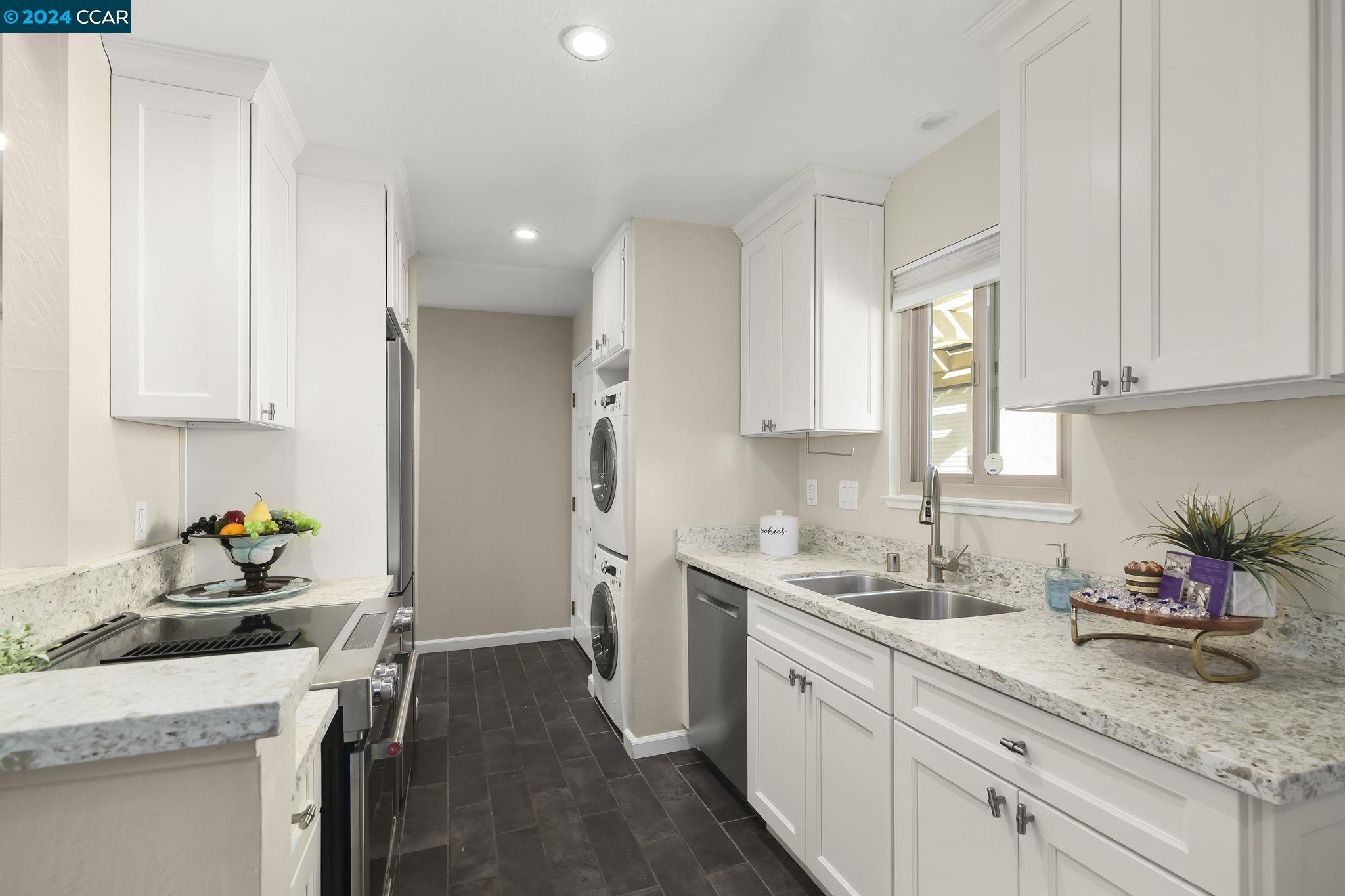 1945 Trinity Ave # 6