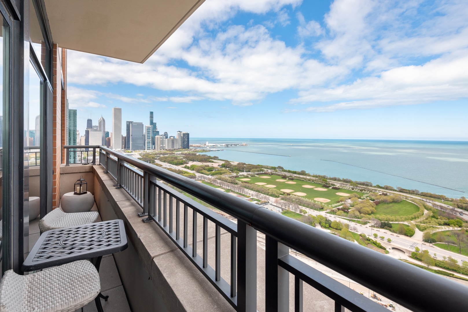 1160 S Michigan Avenue Unit: 4501