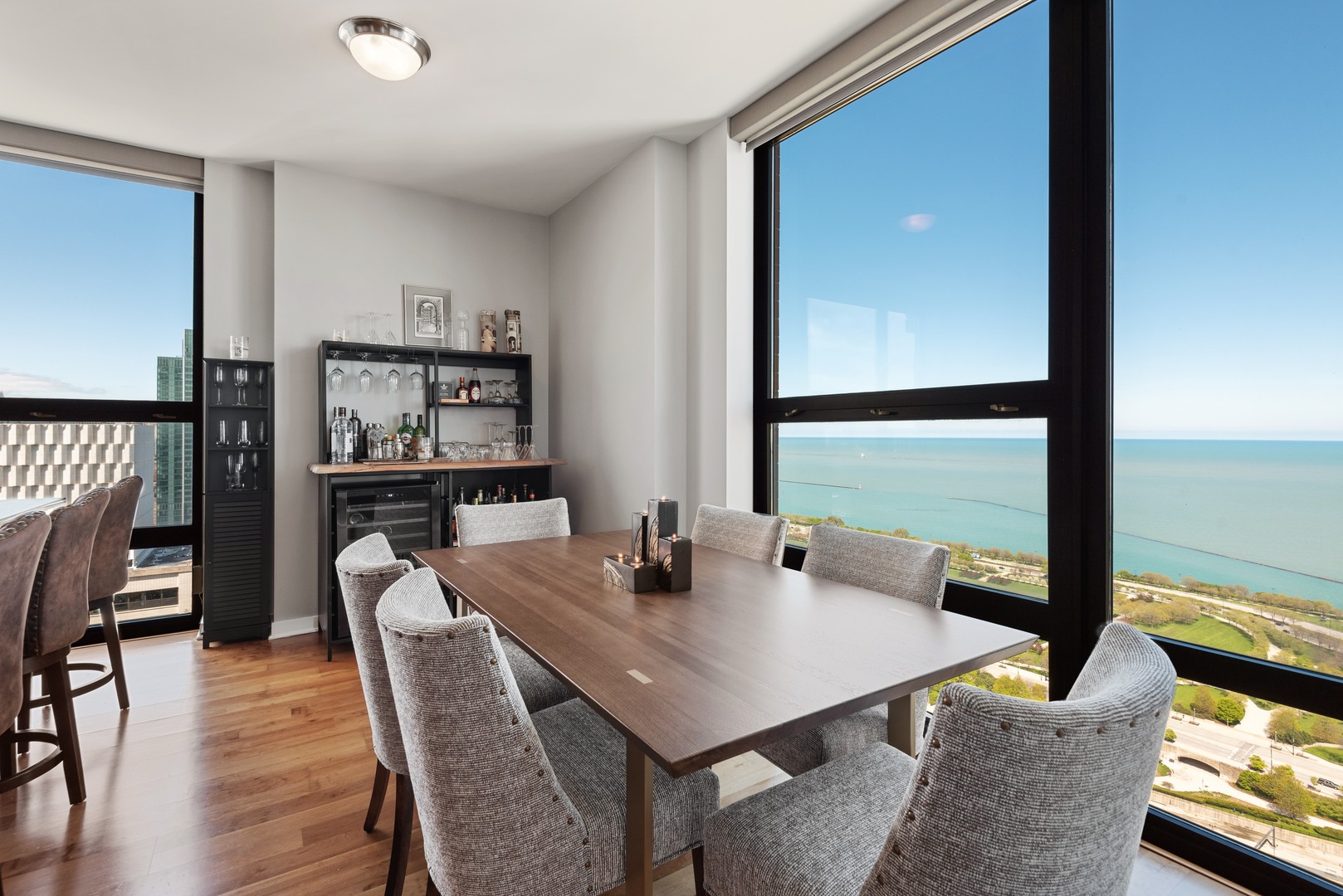 1160 S Michigan Avenue Unit: 4501