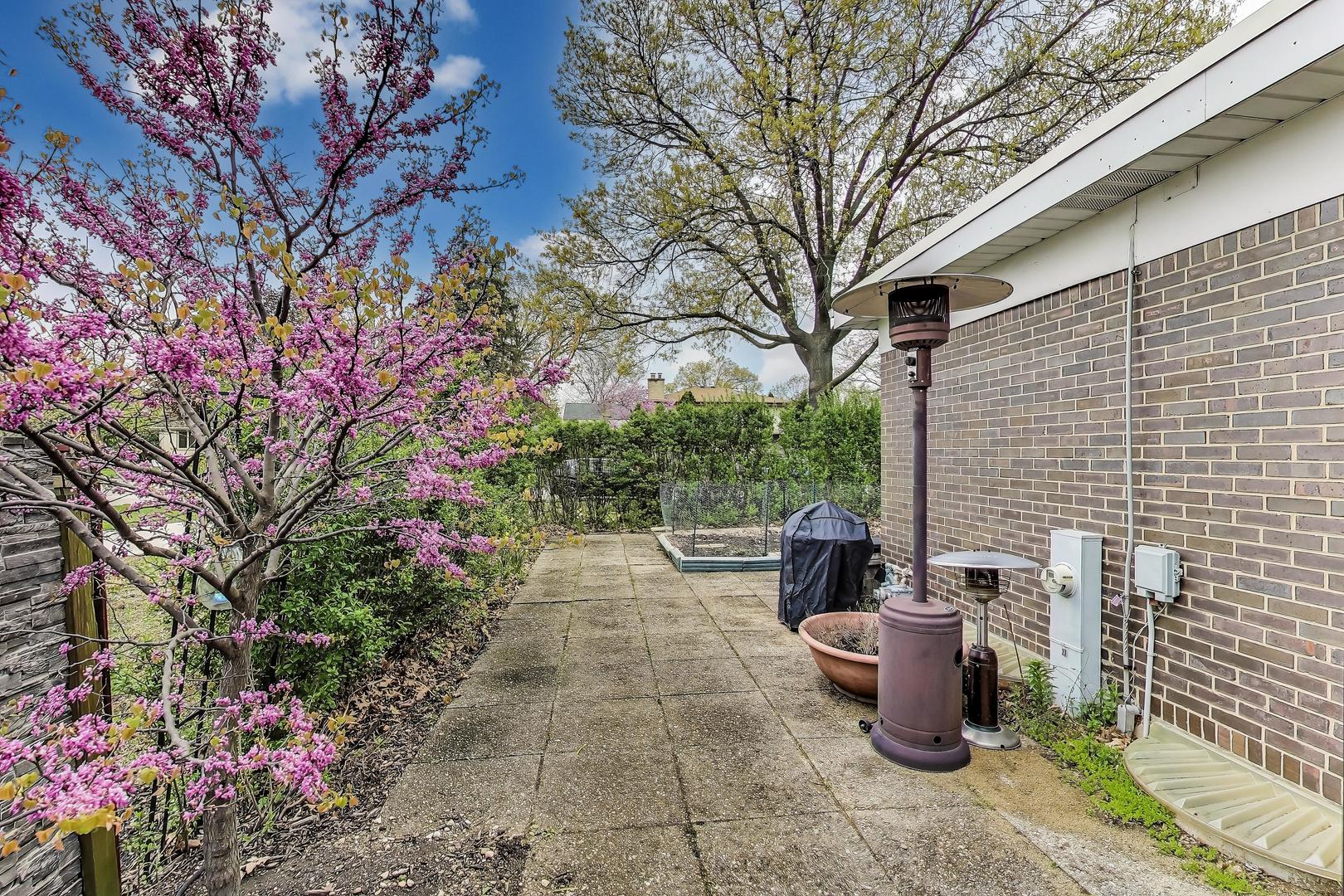 2800 S BRIARWOOD Drive W
