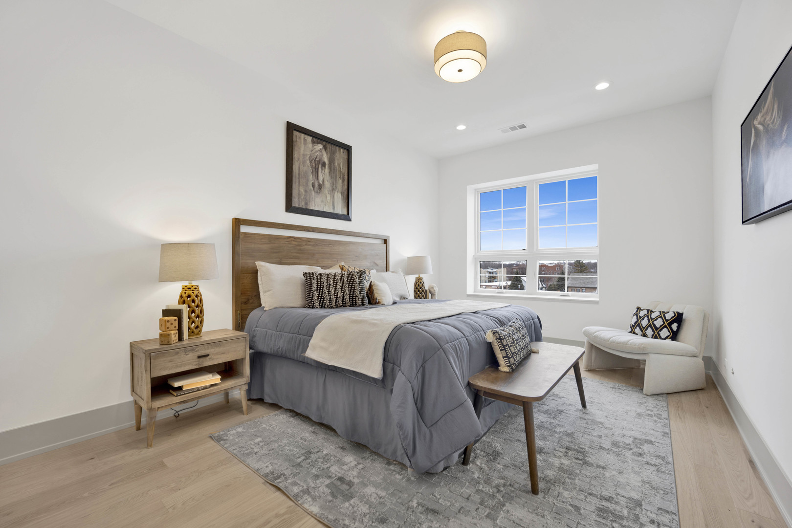 1548 W Ardmore Avenue Unit: 2G
