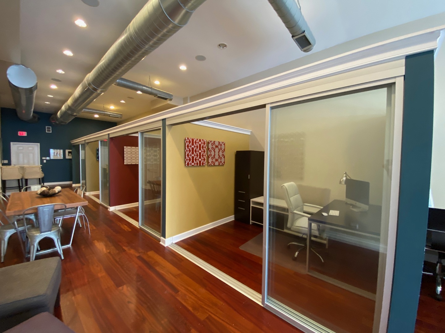 2135 W BELMONT Avenue Unit: 1