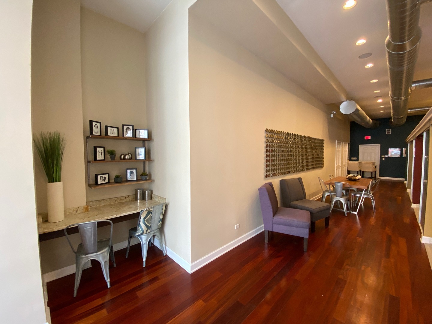 2135 W BELMONT Avenue Unit: 1