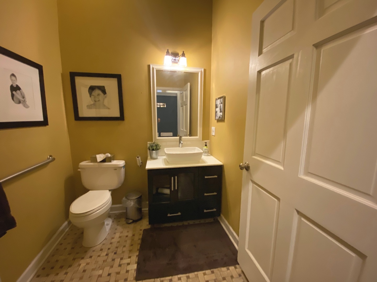 2135 W BELMONT Avenue Unit: 1