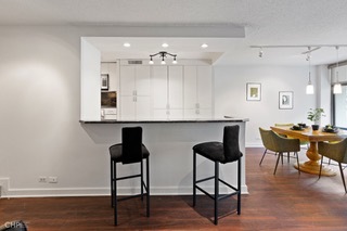 1430 N ASTOR Street Unit: 7A