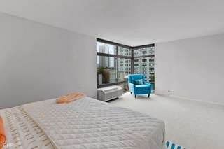 1430 N ASTOR Street Unit: 7A