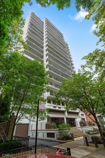 1430 N ASTOR Street Unit: 7A