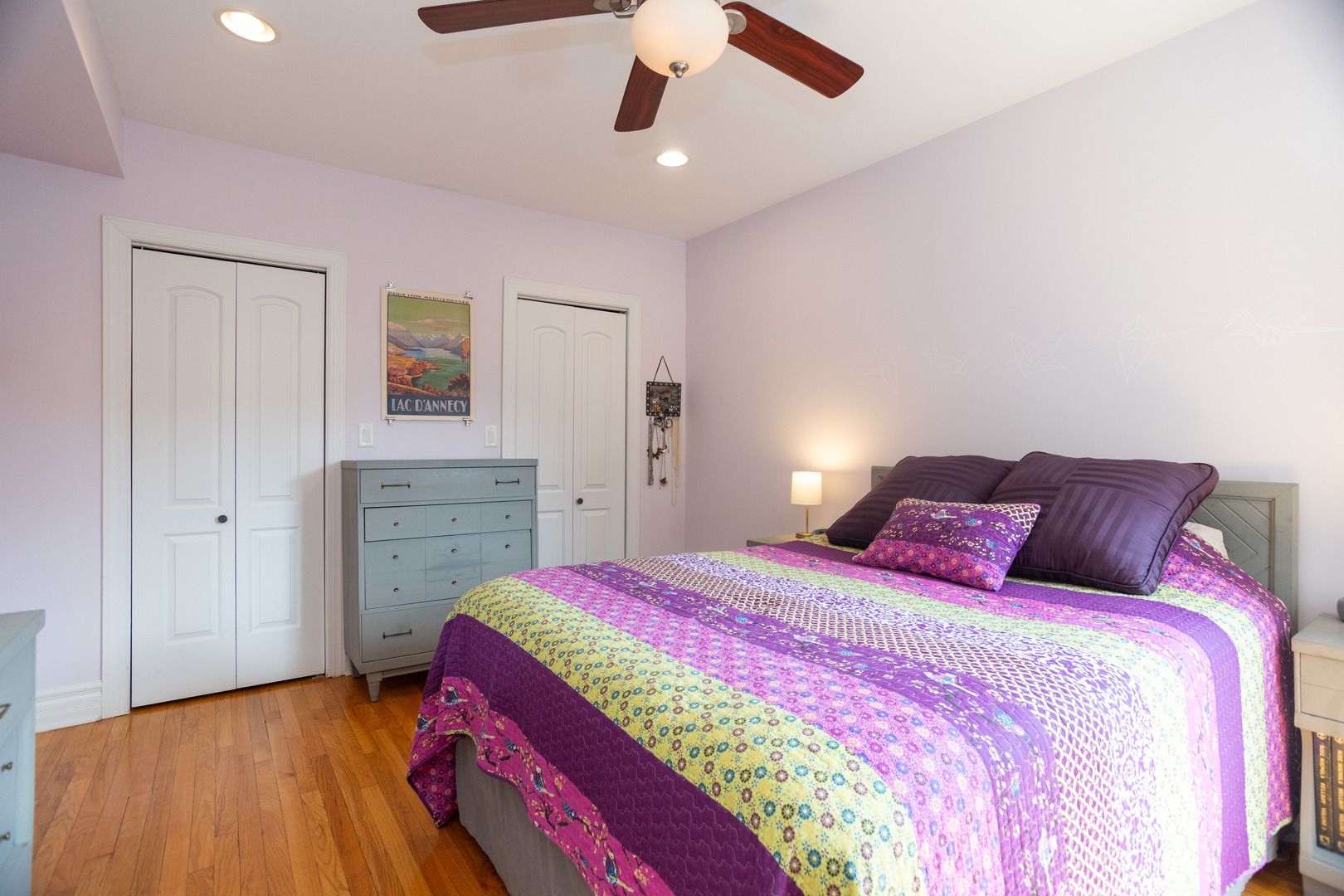 1239 W Jarvis Avenue Unit: 3