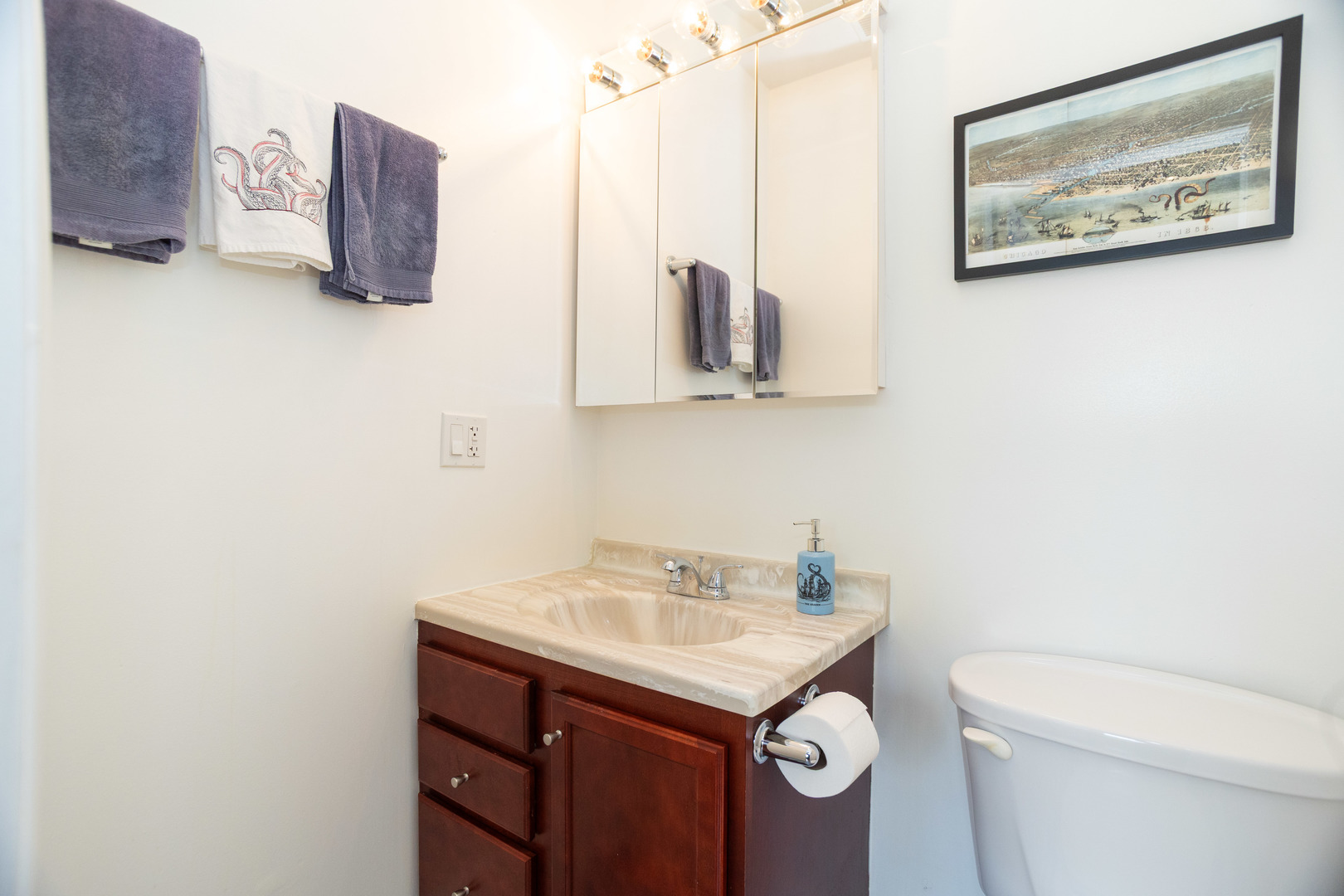 1239 W Jarvis Avenue Unit: 3