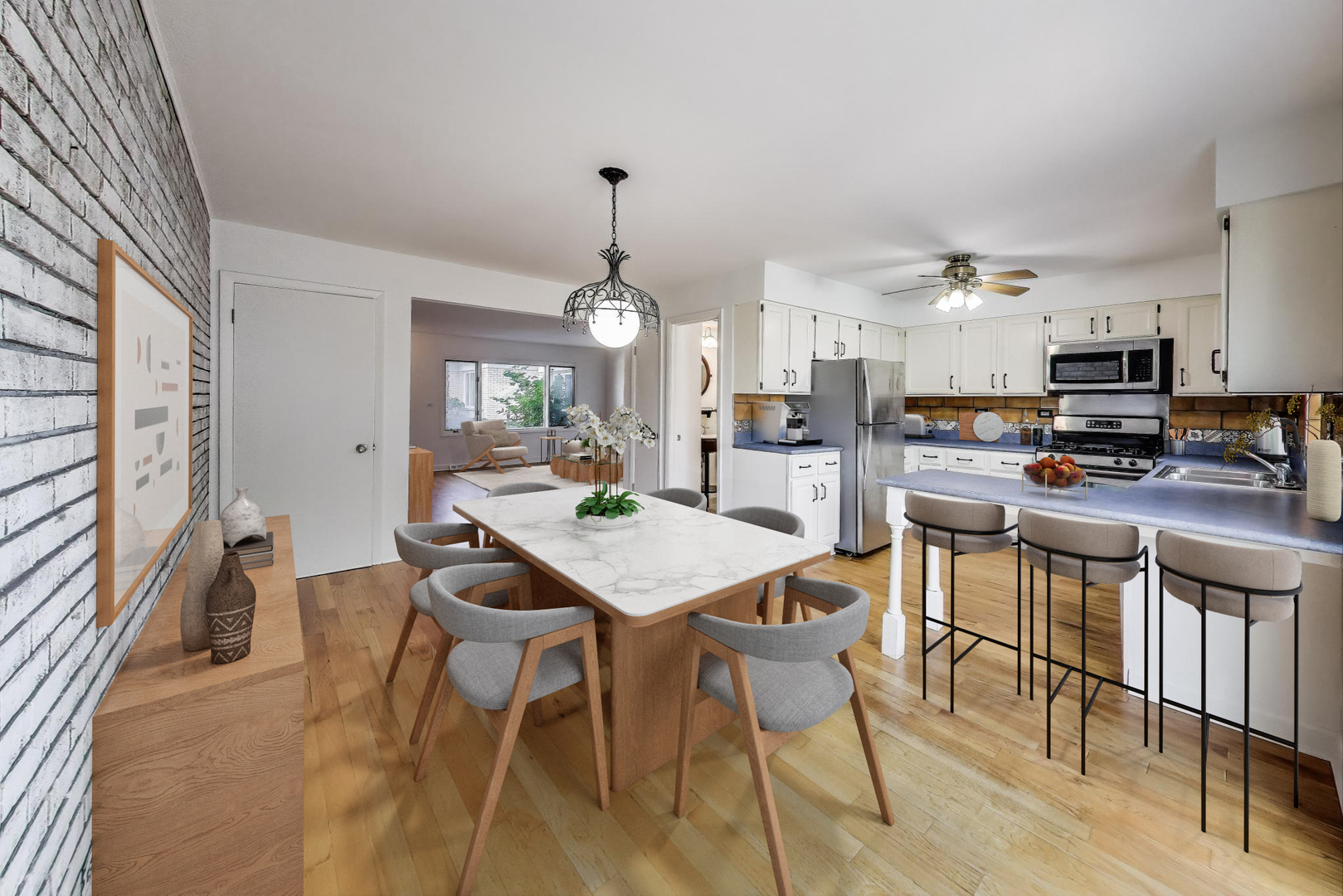 6963 N Bell Avenue Unit: 106