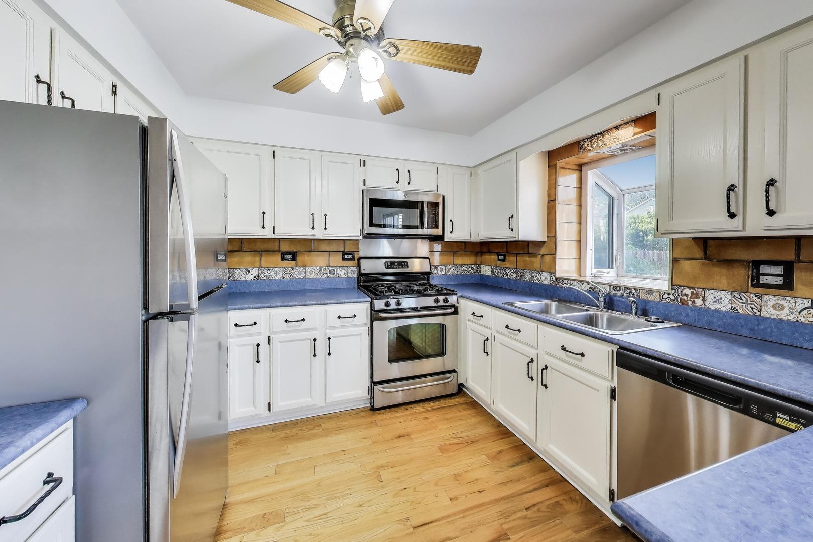 6963 N Bell Avenue Unit: 106