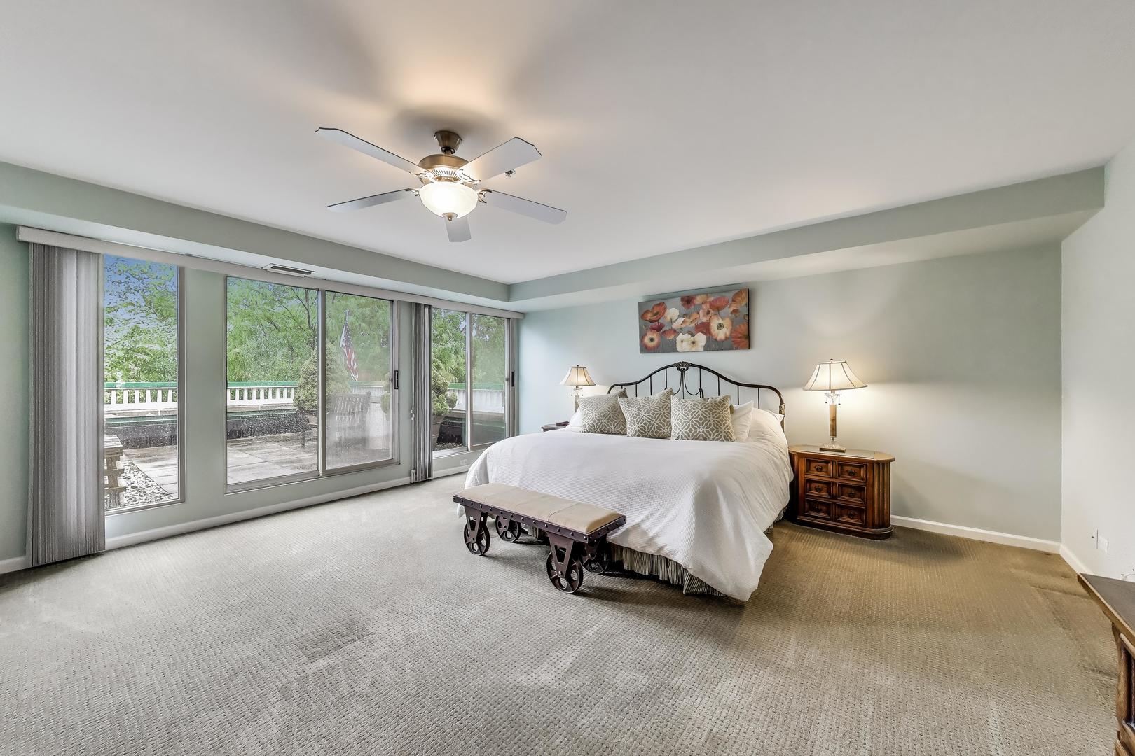 2050 Arbor Lane Unit: 301